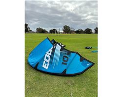 Ozone Edge V10 10 metre kitesurfing kite