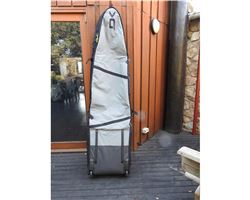 World Traveler Dakine Quad 7:6' Wheelie Board Bag Dakine 7' 6" surfing longboards (7' and over)