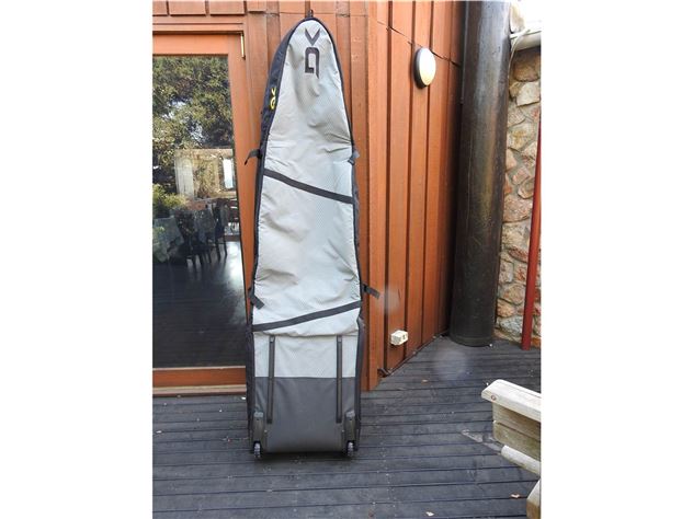 World Traveler Dakine Quad 7:6' Wheelie Board Bag Dakine - 7' 6"