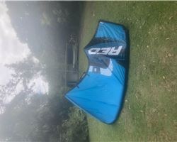 Ozone V5 Reo 10 metre kitesurfing kite