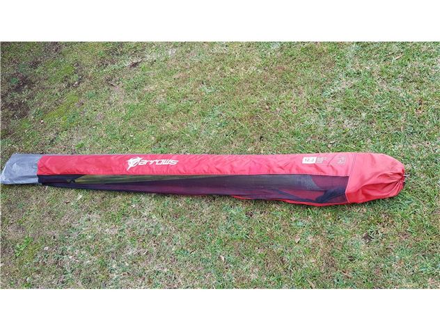 Arrows Wb Racing 12.3 + Arrows 550 Carbon Mast - 12.3 metre