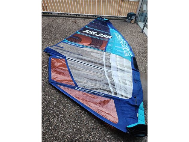 Neil Pryde Evo 12 5.8 Sail