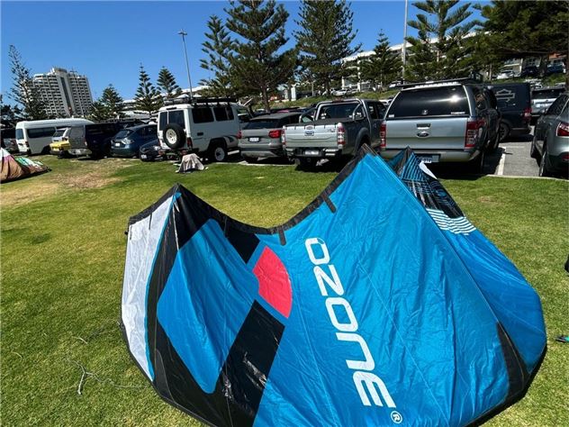 2019 Ozone Reo V5 - 8 metre