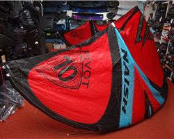 Naish S27 Pivot 10 metre kitesurfing kite