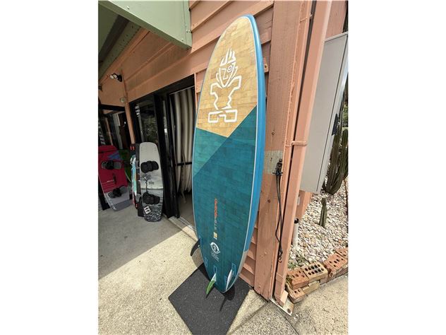 Starboard Pro - 7' 5", 27.75 inches