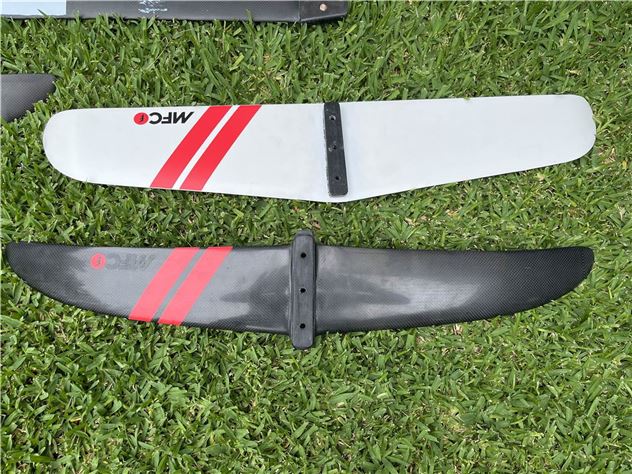 Starboard Mfc Carbon Foil And Goya Fringe Package