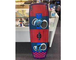 F-One Acid 133 cm kiteboarding twintip