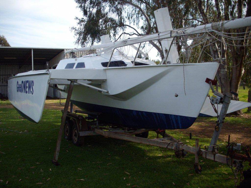 farrier 680 trimaran for sale