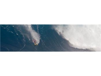 Watch Chuck Patterson Drop into Jaws - on Skis! - Stand Up Paddle News