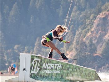 We Be Jammin' - Highlights from the Hood River Slider Jam - Kitesurfing News