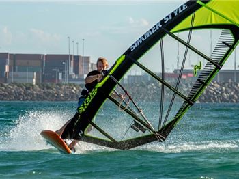 Jesper Orth joins Simmer Style as a team rider and importer - Windsurfing News