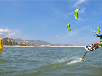 A True Test of a Kiteboarders Skill: CR:X Class - Kitesurfing News