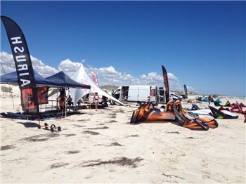 3 Reasons Why Working in a Kite Shop is AWESOME! - Kitesurfing News