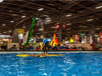 Indoor SUP racing in Paris - Stand Up Paddle News