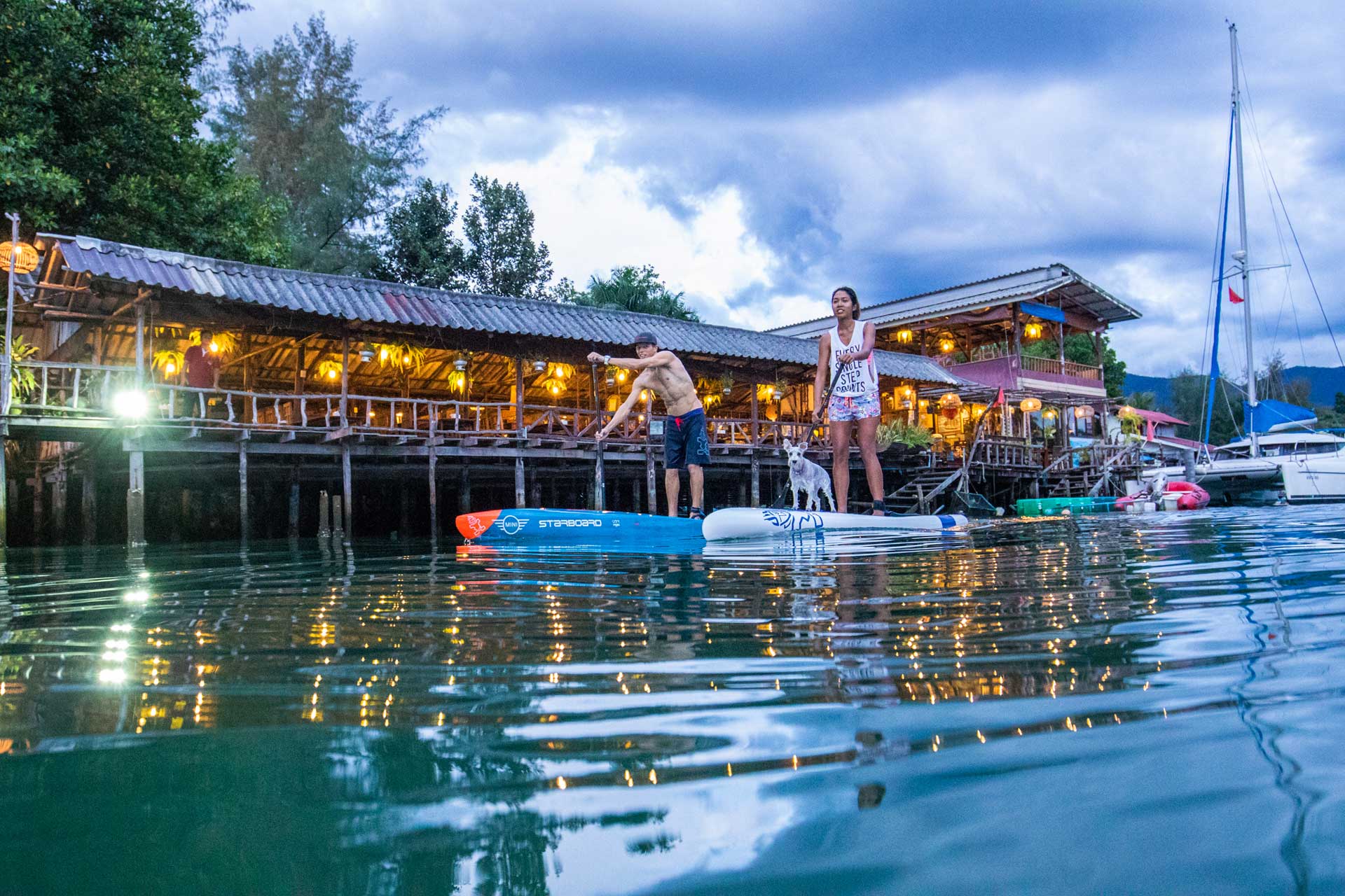 Starboard-SUP-Koh-Chang-Lost-in-Paradise-Again-with-Daniel-Hasulyo-3-explore-discover-koh-chang-night