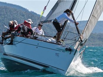 Airlie Beach Race Week: entry closes in one week - Sailing News