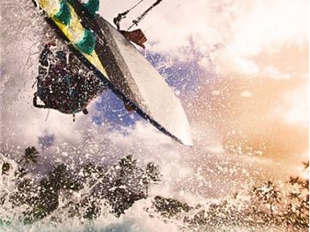 Getting Barrellicious with Keahi in Indonesia. - Kitesurfing News