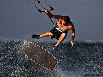 What's the appeal: Kite Skating? - Kitesurfing News