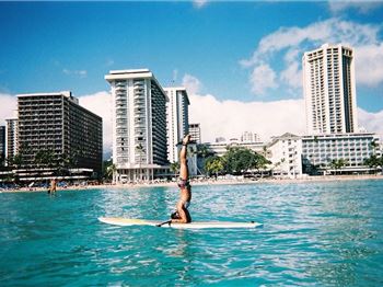 How to do a headstand on your SUP Board - Stand Up Paddle News