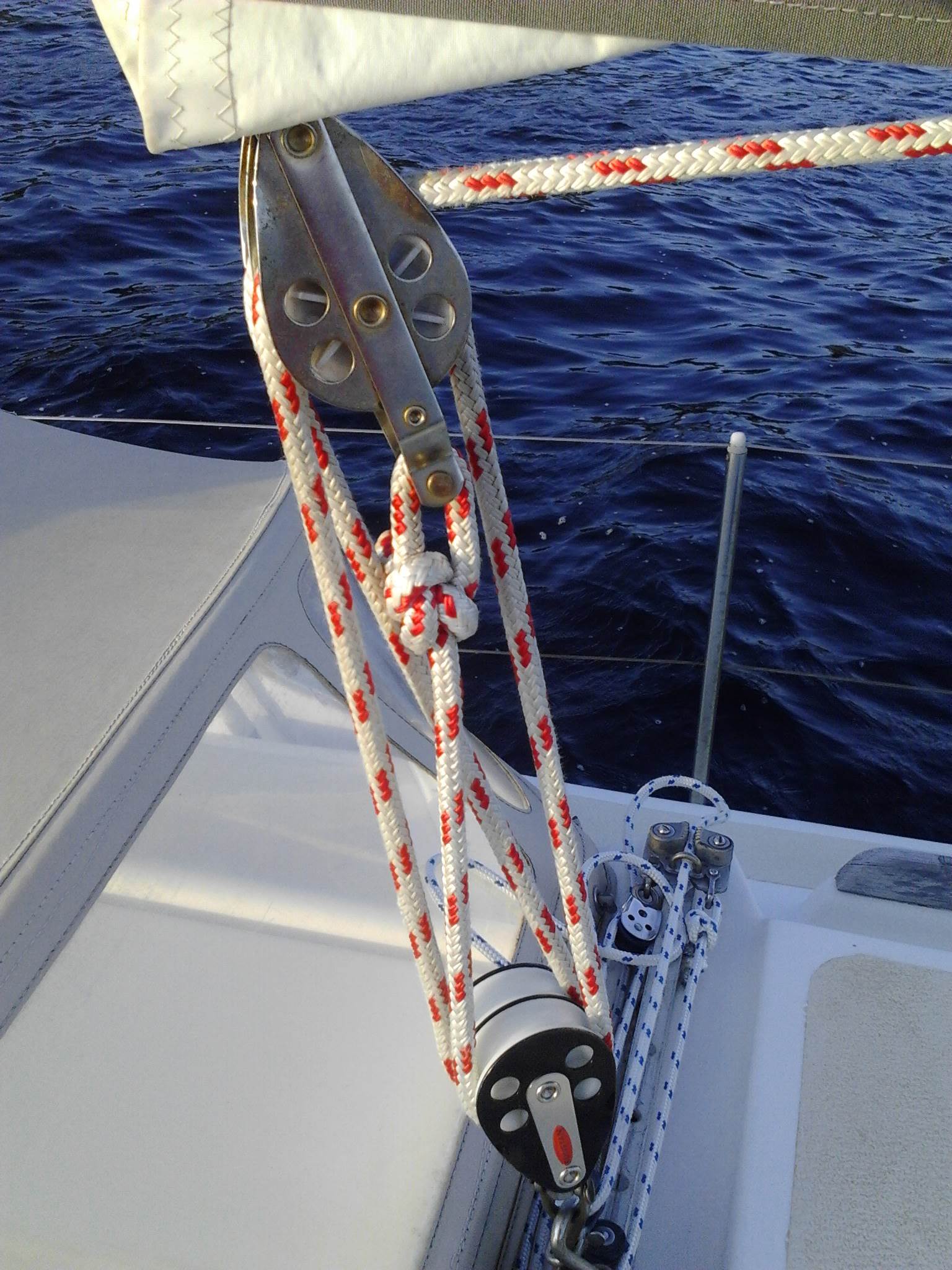 Reeving a mainsheet | Sailing Forums, page 1 - Seabreeze