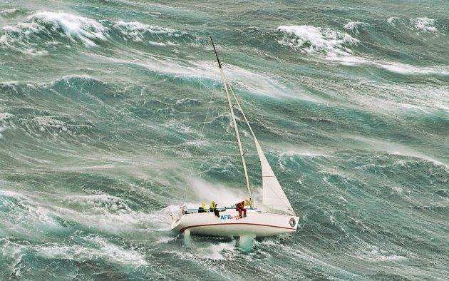 1998-sydney-hobart-tragedy-rambler-credit-Richard-Bennet-630x394