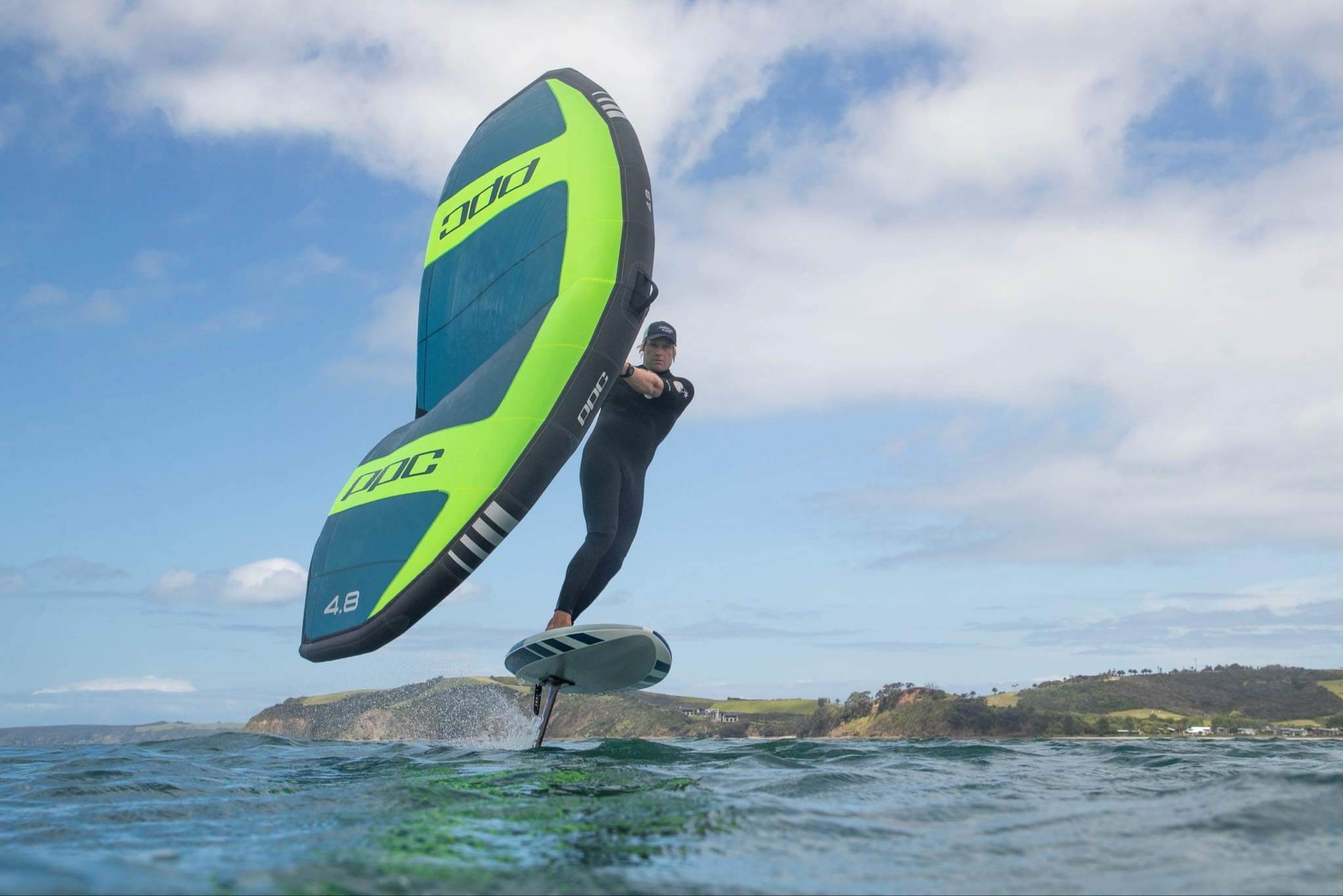 Инди видум крылья мальгуса ступень пятая. Винг фоил. Винг кайтинг. Sup Board Quicksilver. Надувное крыло для серфинга.